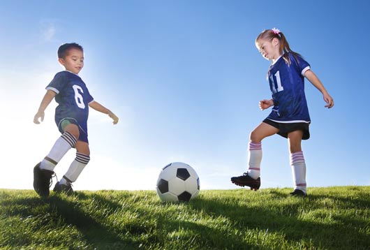 10-razones-por-las-que-las-chicas-deberan-jugar-al-fútbol-Foto8